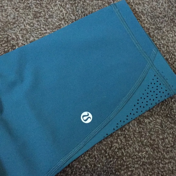 Lululemon 8 Ready To Race teal crops - Picture 6 of 7